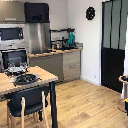 Maisonnette Avec Terrasse Apartment *