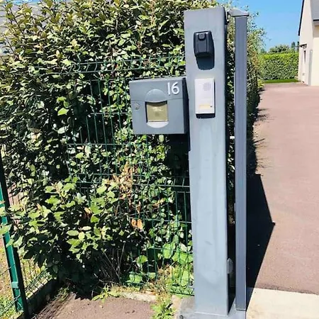Maisonnette Avec Terrasse Argences